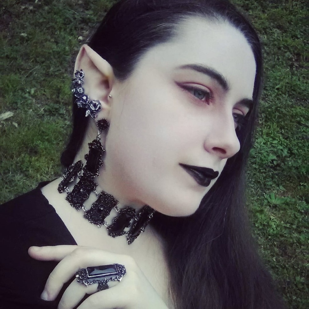 Meet your Posher, Tishë